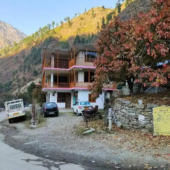 WHISPER Gushaini Homestay