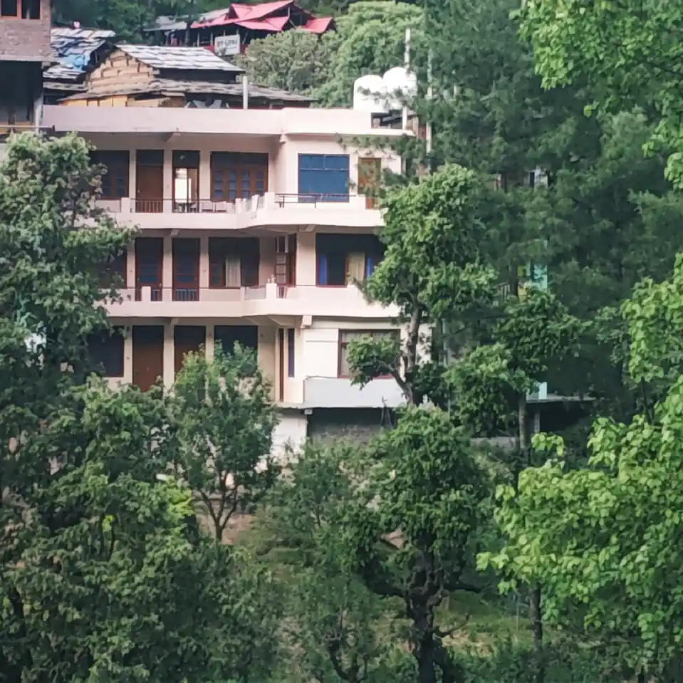 WHISPER Jibhi Homestay
